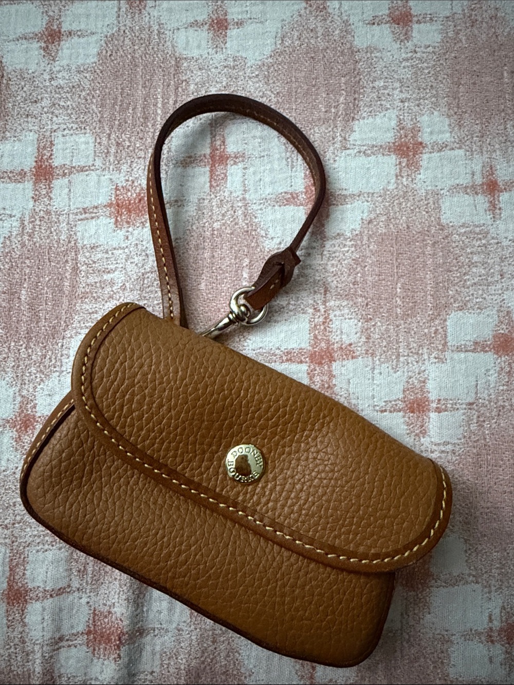 Vintage DOONEY & BOURKE Camel Pebble Leather SMALL Coin Purse